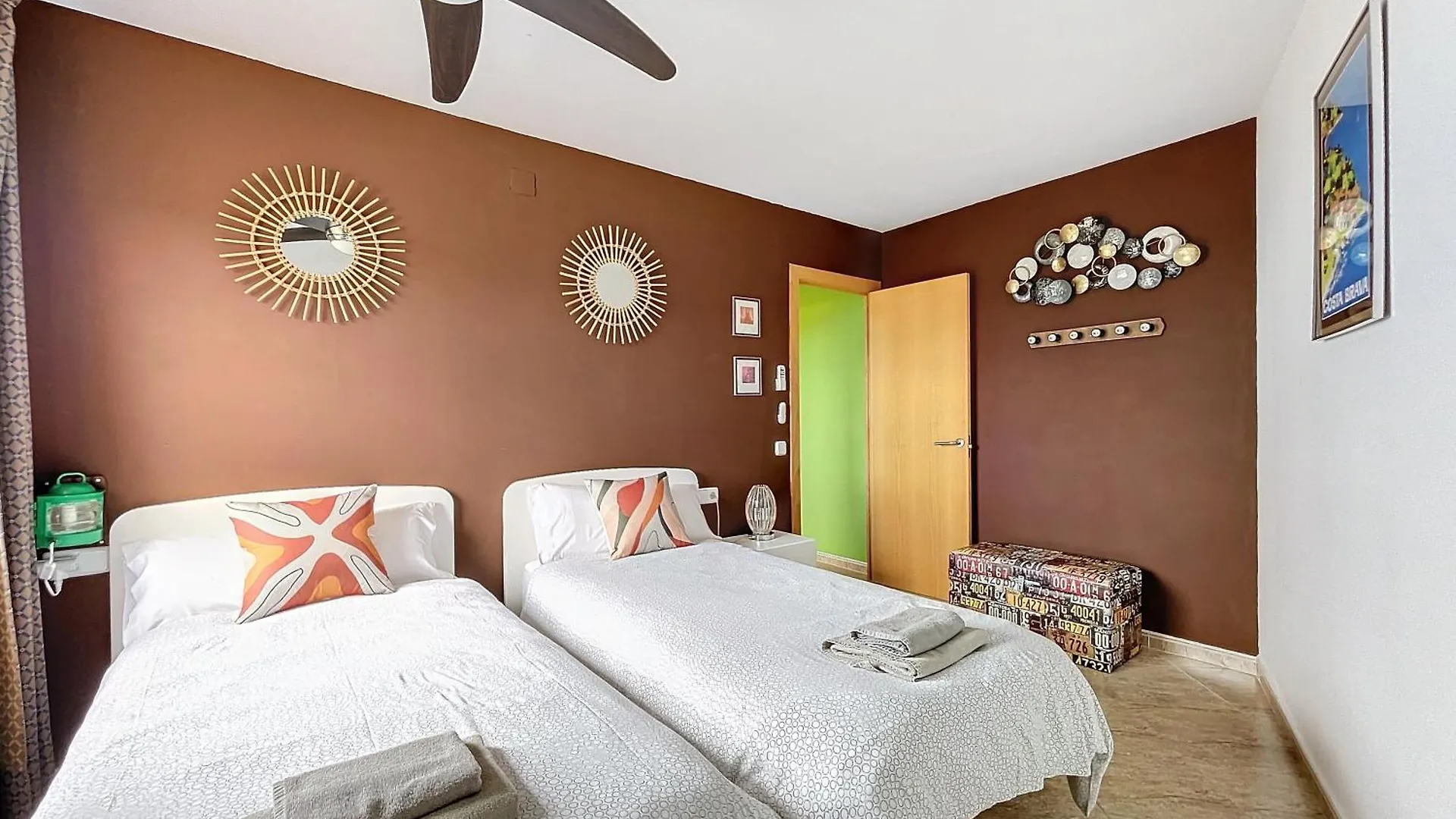 Lets Holidays Sea Views Apartment & Pool In Sa Gabarra トッサ・デ・マール