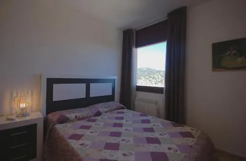 Lets Holidays Sea Views Apartment & Pool In Sa Gabarra トッサ・デ・マール 0*,  スペイン