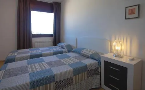 Lets Holidays Sea Views Apartment & Pool In Sa Gabarra トッサ・デ・マール スペイン